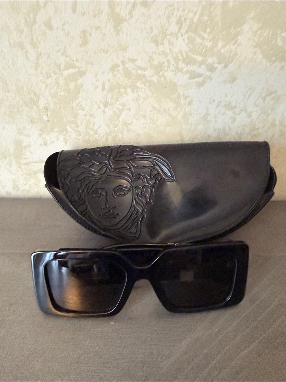 Versace Black and Gold Sunglasses with Cool Black Leather Case NWT